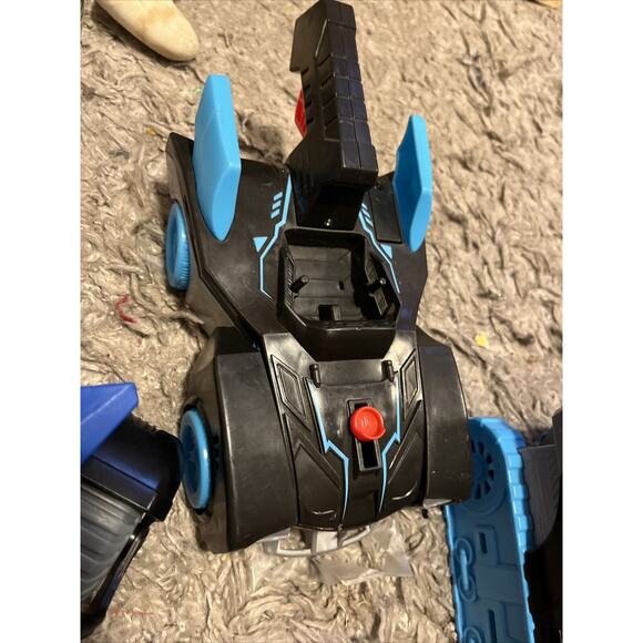 Imaginext Lot DC Comics 4 Batman Vehicles Batmobile With Batman and Joker Figure - Picture 4 of 6